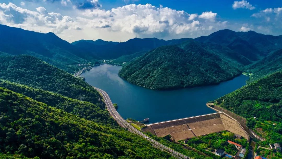 堅(jiān)決打好水河道監(jiān)控污染防治攻堅(jiān)戰(zhàn)，讓河道顏值Duang起來~